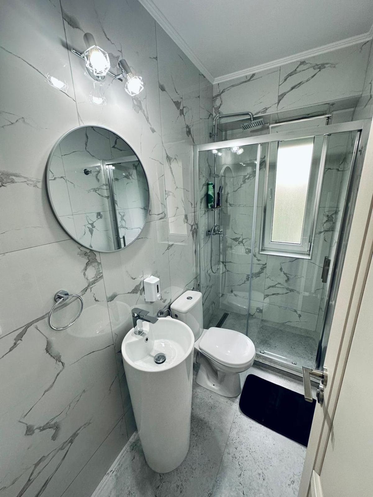 Sofiapartment Oradea Eksteriør billede